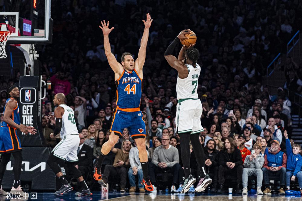 他有望跻身 他有望跻身