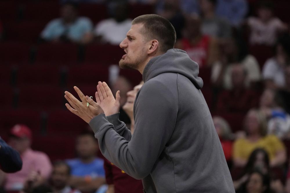 阿莱格里：意大利杯出局很遗憾，丢球时的防守本该做得更好